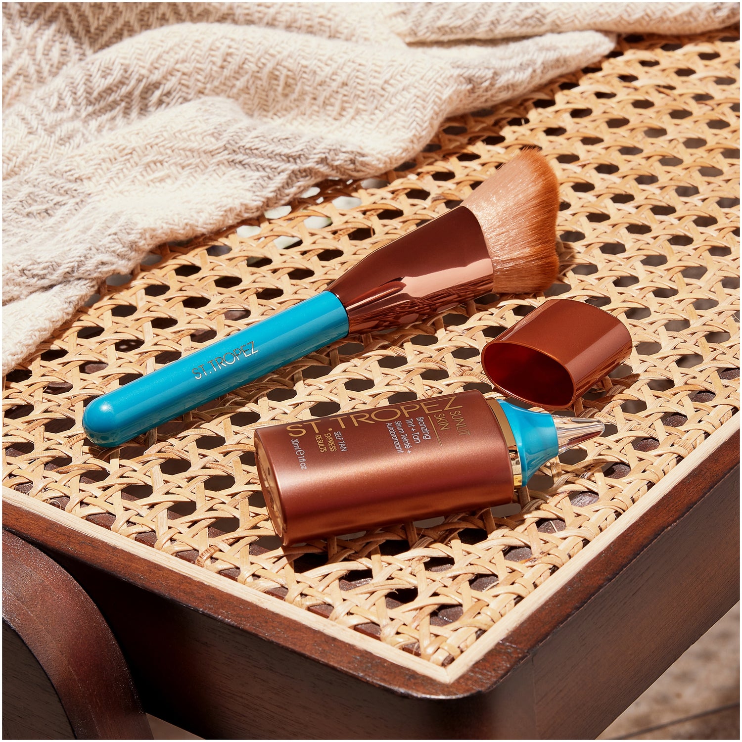 St. Tropez Self Tan Express Sunlit Skin 30ml