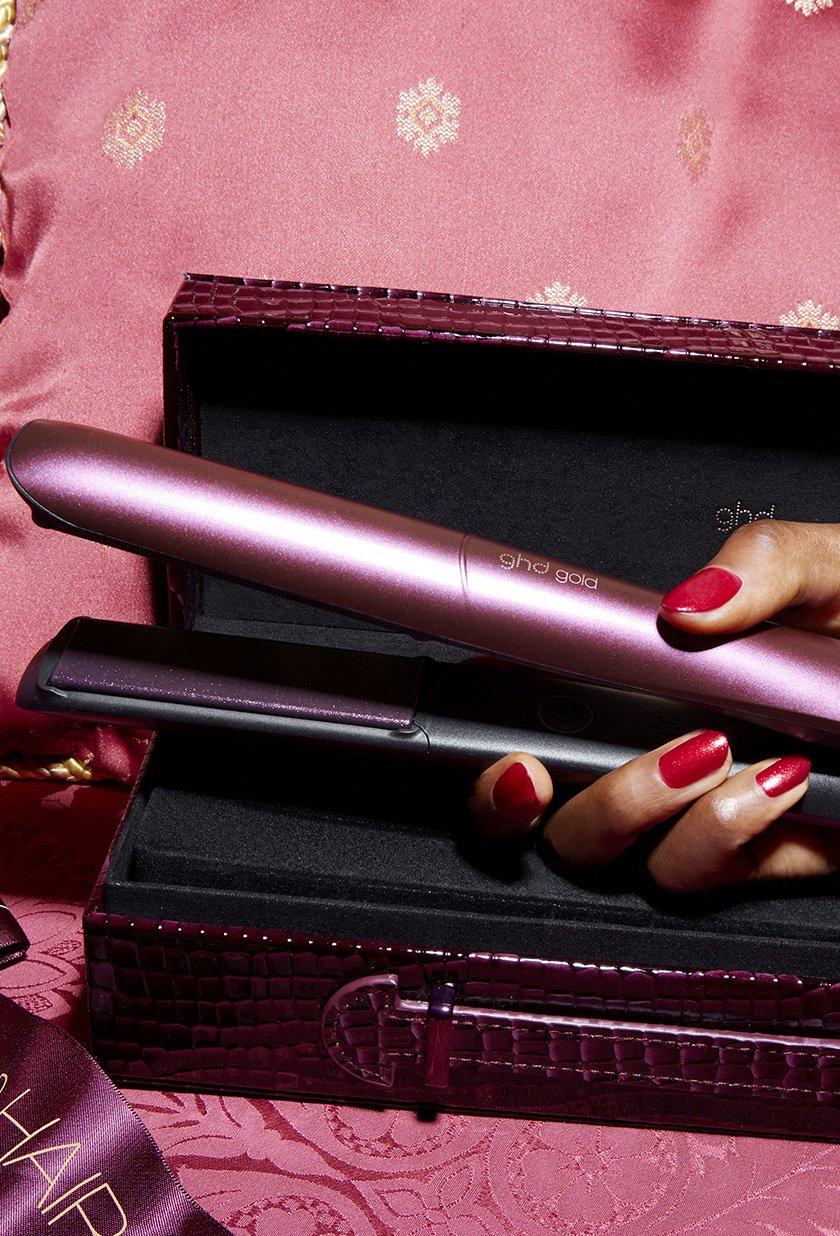 ghd Gold Limited Edition Gift Set - Hair Straighteners in Cherry Chic
