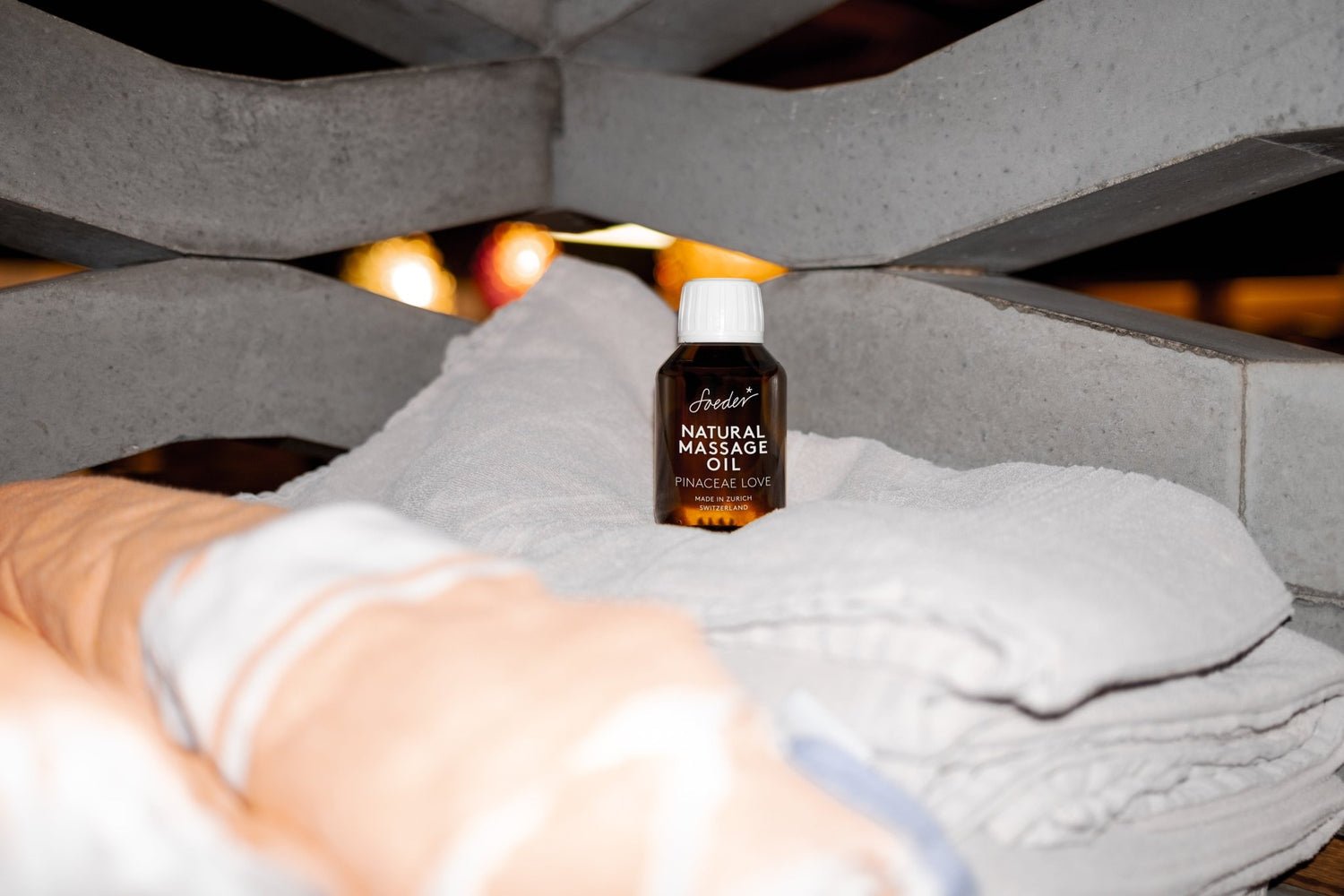 Natural Massage Oil - Aromatic Wood
