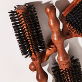 Round Hairbrush (Medium 55mm), with duster bag.