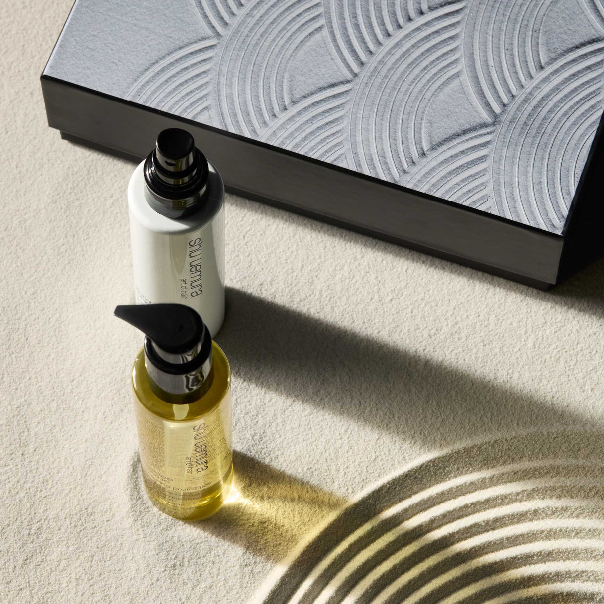 Shu Xmas 2025 Essence Absolu + Izumi Tonic full size