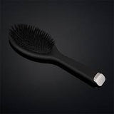 The dresser (Oval Brush)