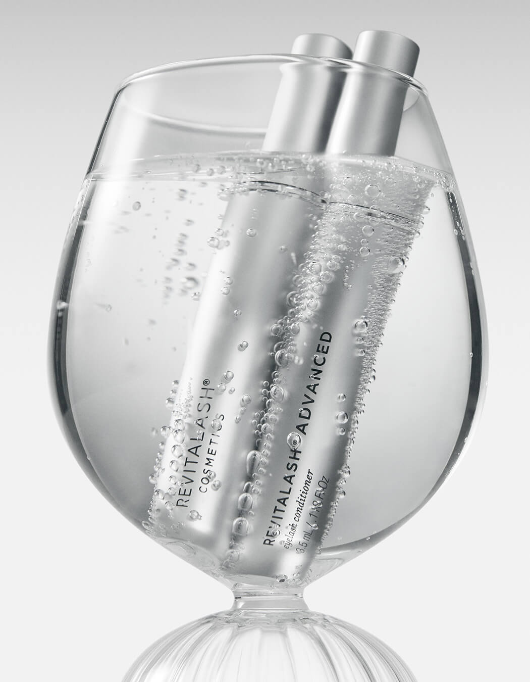 Lash Triple Threat Advanced Holiday Kit - Revitalash